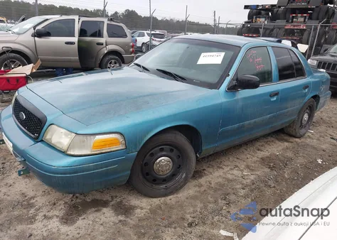 2008 Ford Crown Victoria z USA, uszkodzony, nr VIN 2FAHP71V88X131617